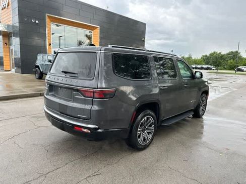 Certified 2024 Jeep Wagoneer Series II AWD/4WD image 19