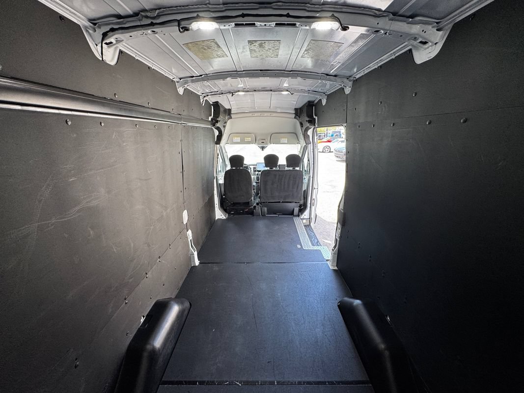 Used 2023 Ford Transit 250 148 High Roof Extended AWD w/ Load Area Protection Package image 33