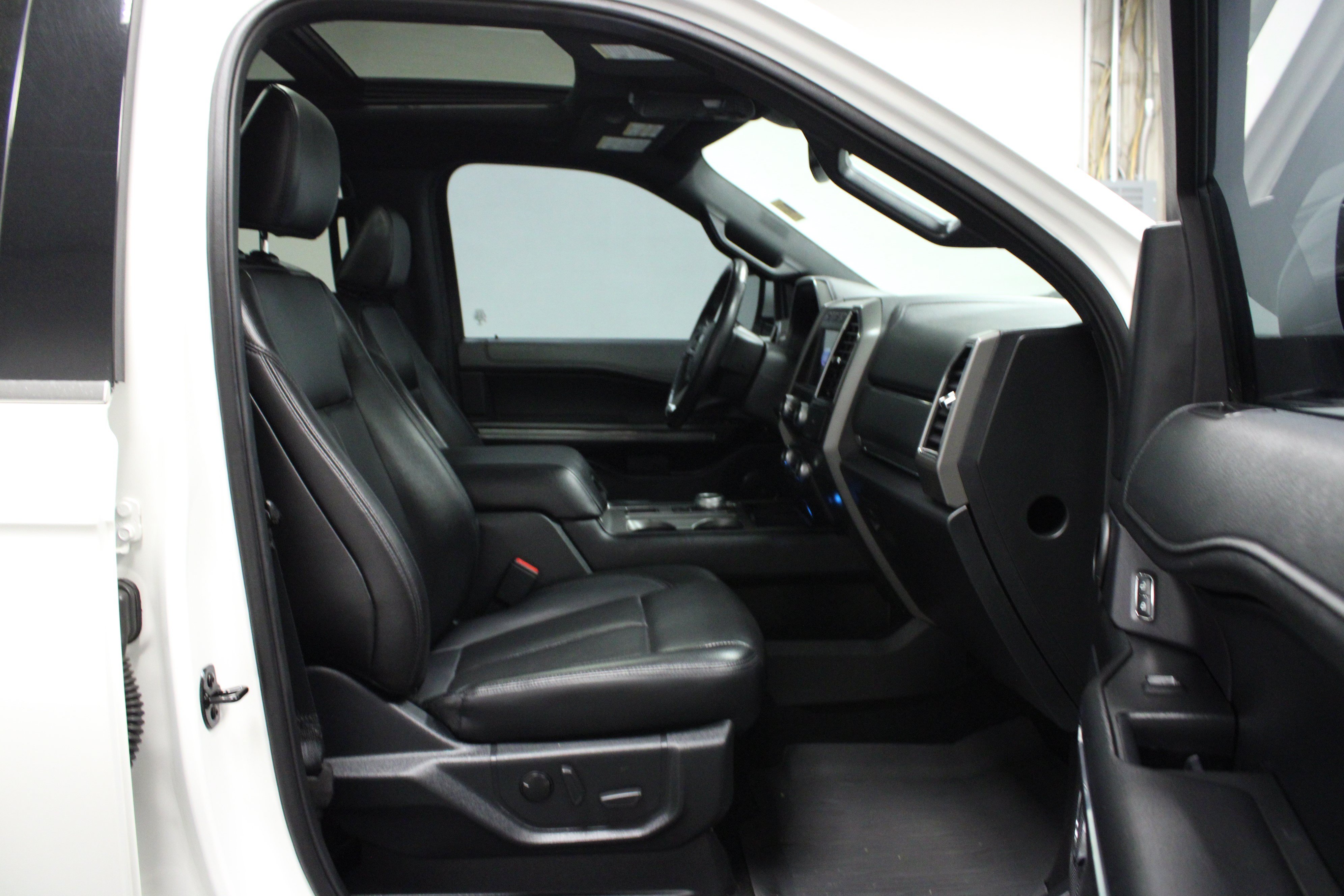 Used 2021 Ford Expedition XLT RWD image 17
