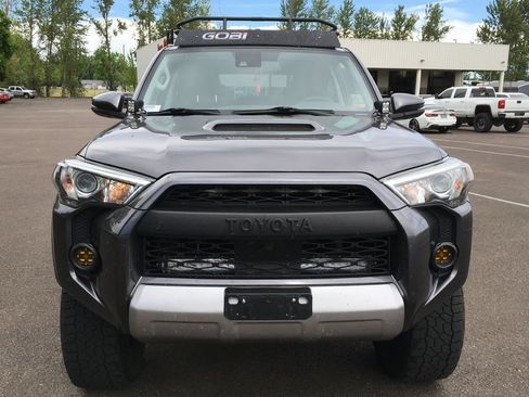 Used 2020 Toyota 4Runner TRD Off-Road Premium w/ Moonroof Package AWD/4WD image 9