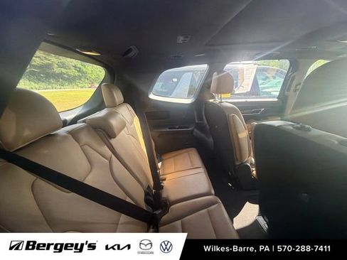 Used 2022 Kia Telluride SX FWD image 12