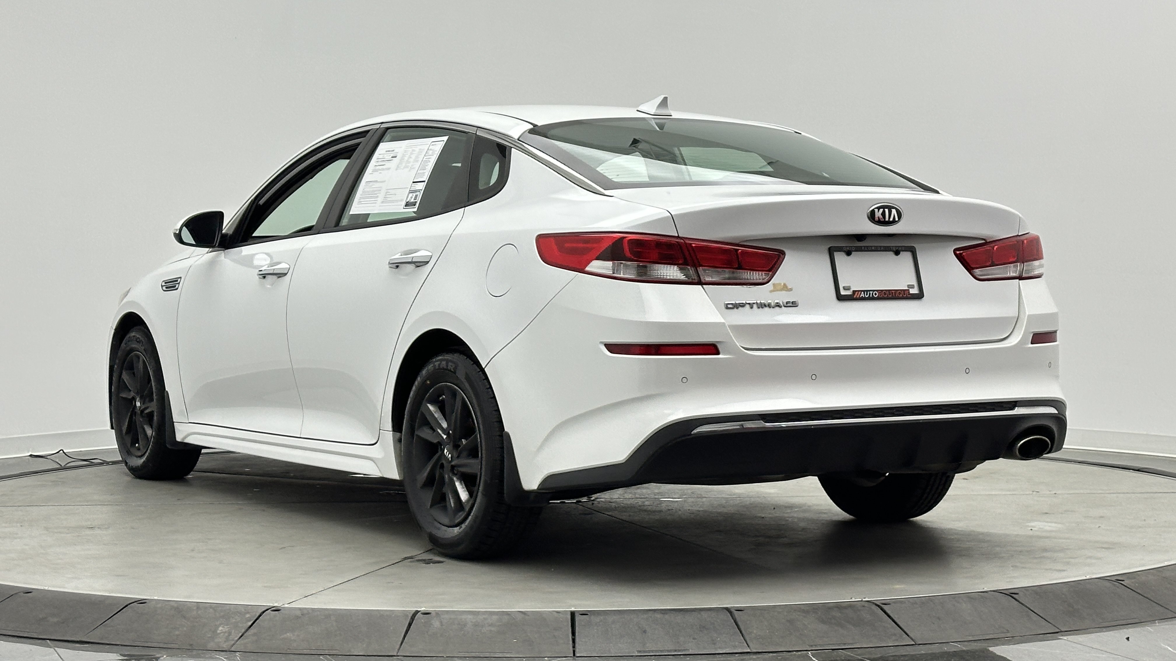Used 2020 Kia Optima LX FWD image 4