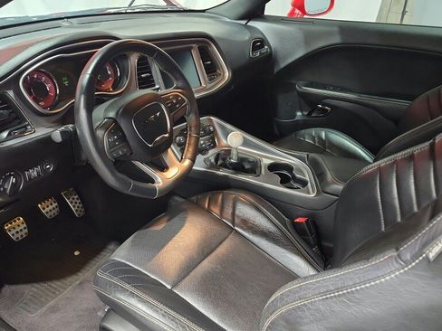 Used 2016 Dodge Challenger SRT Hellcat RWD image 26