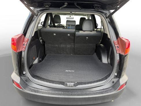 Used 2013 Toyota RAV4 Limited image 17