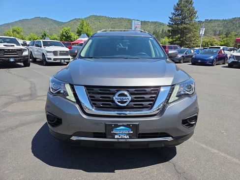Used 2020 Nissan Pathfinder S AWD/4WD image 14