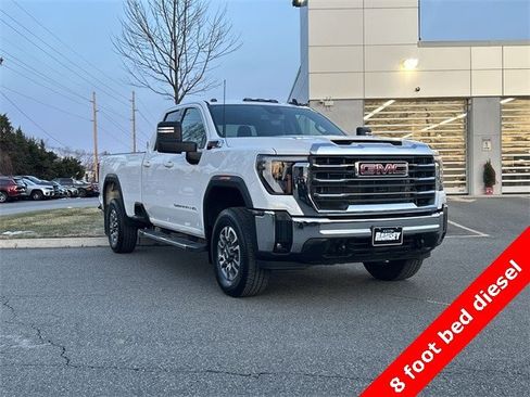 Used 2024 GMC Sierra 3500 SLE image 1