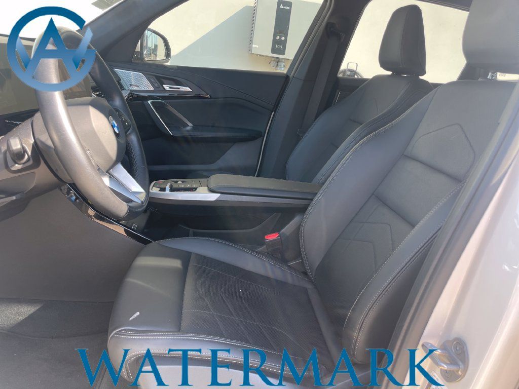Used 2024 BMW X1 xDrive28i w/ Convenience Package AWD/4WD image 8