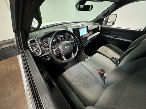 Used 2024 RAM 2500 Tradesman w/ Chrome Appearance Group image 59