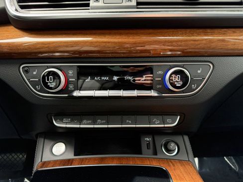 Certified 2023 Audi Q5 2.0T Premium Plus w/ Premium Plus Package AWD/4WD image 15