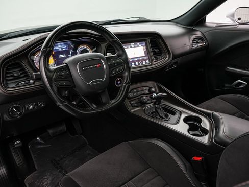 Used 2020 Dodge Challenger R/T image 27