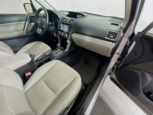 Used 2017 Subaru Forester 2.5i Premium w/ Popular Package #2A AWD/4WD image 29