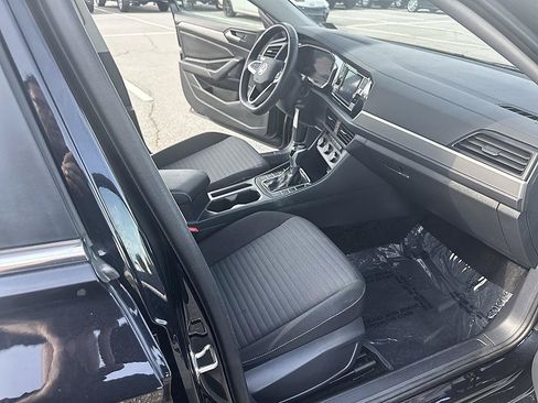 Used 2024 Volkswagen Jetta S FWD image 17