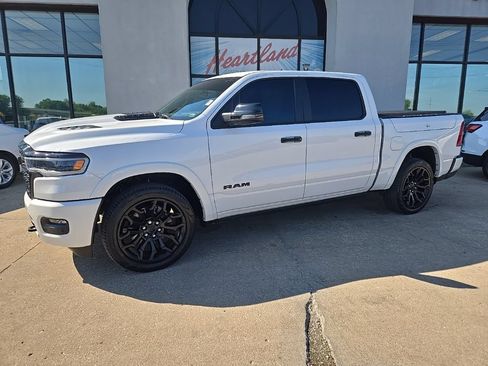 Used 2025 RAM 1500 Limited AWD/4WD image 5