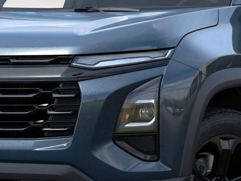 New 2026 Chevrolet Equinox LT w/ Midnight Edition image 11