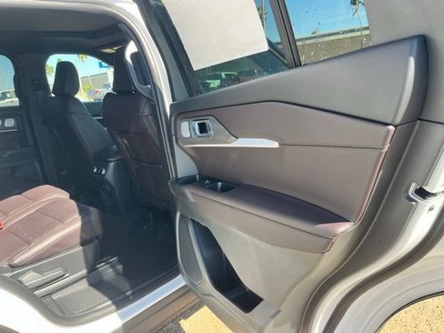 New 2026 Ford Explorer Platinum AWD/4WD image 19