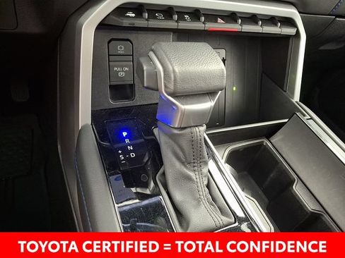 Certified 2024 Toyota Sequoia Platinum AWD/4WD image 21
