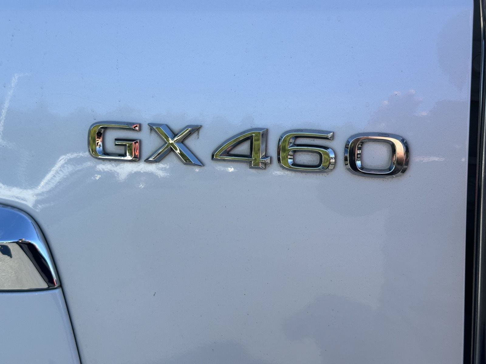 Used 2015 Lexus GX 460 w/ Premium Package AWD/4WD image 10