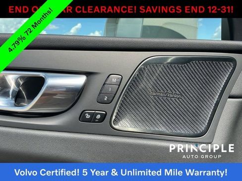 Certified 2023 Volvo XC60 B5 Ultimate w/ Climate Package image 27