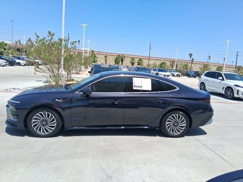 Used 2024 Hyundai Sonata Limited FWD image 3
