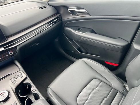 New 2026 Kia Sportage SX Prestige AWD/4WD image 11