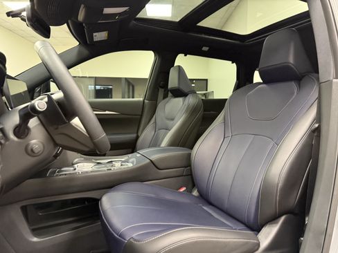 Certified 2026 INFINITI QX60 Sport w/ Dark Cargo Package AWD/4WD image 13