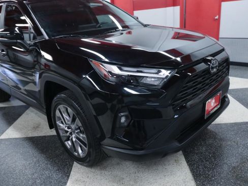 Used 2023 Toyota RAV4 XLE Premium FWD image 35