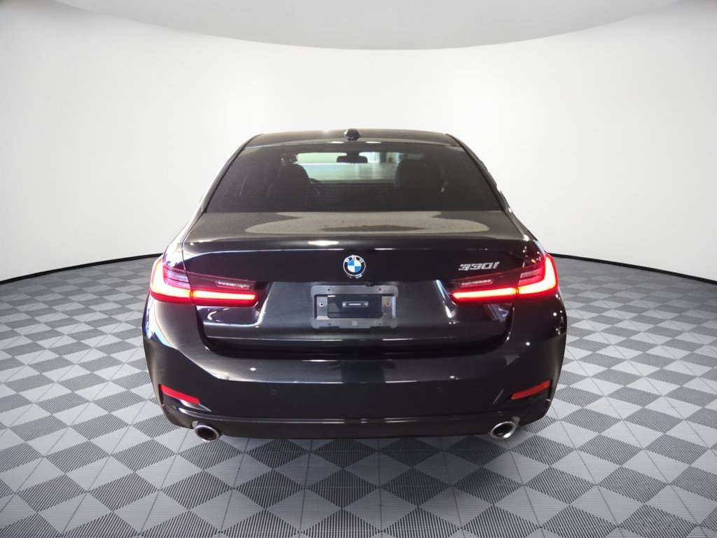Certified 2024 BMW 330i Sedan w/ Premium Package RWD image 9