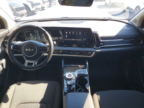 Certified 2024 Kia Sportage LX image 16