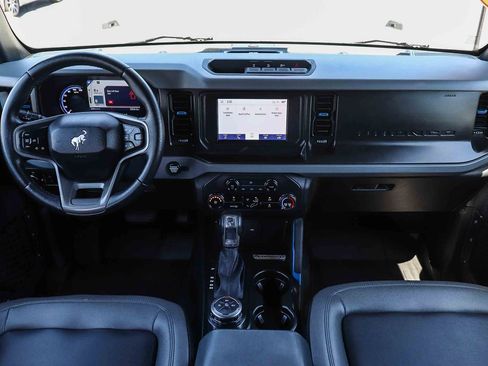 Used 2023 Ford Bronco Black Diamond AWD/4WD image 15