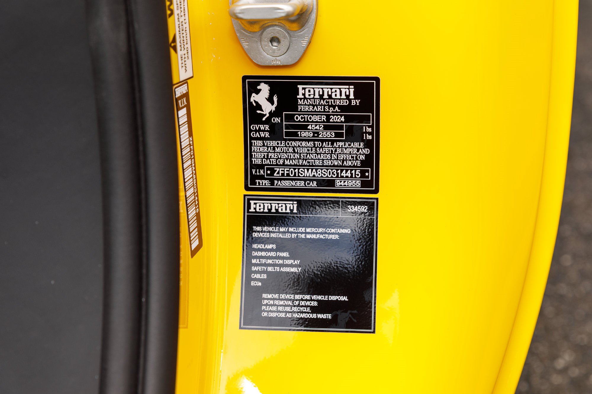 Used 2025 Ferrari 296 GTS RWD image 32