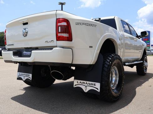 Used 2019 RAM 3500 Laramie AWD/4WD image 6