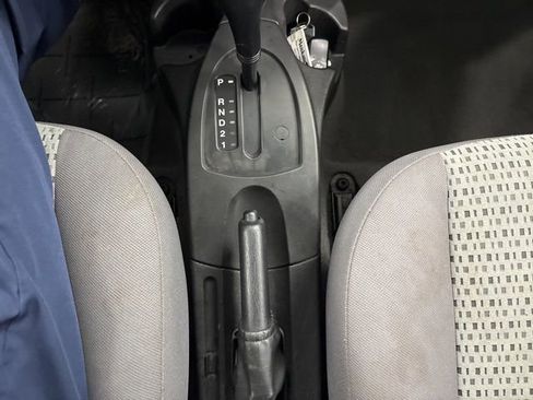 Used 2006 Ford Focus ZX4 Sedan image 36