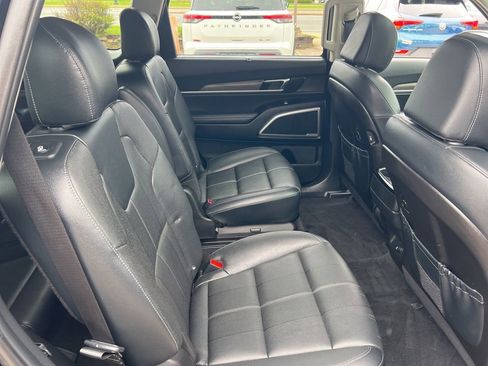 Certified 2022 Kia Telluride EX w/ EX Premium Package AWD/4WD image 15