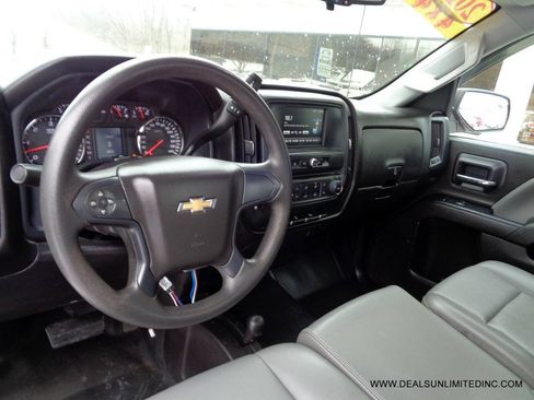 Used 2016 Chevrolet Silverado 2500 W/T w/ WT Convenience Package AWD/4WD image 11