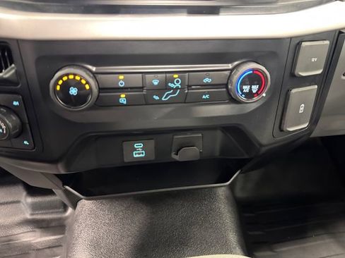 Used 2023 Ford F150 XL image 17
