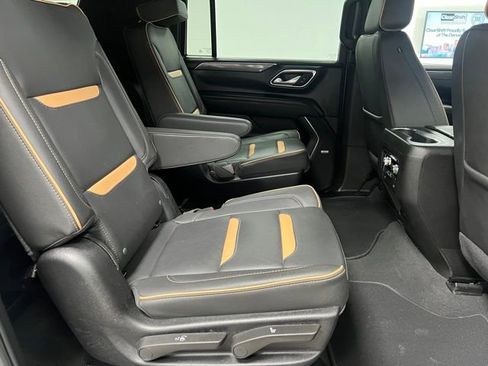 Used 2024 GMC Yukon XL AT4 w/ AT4 Premium Package AWD/4WD image 51