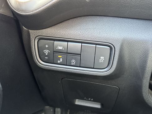 Used 2022 Kia Soul LX w/ Technology Package FWD image 7