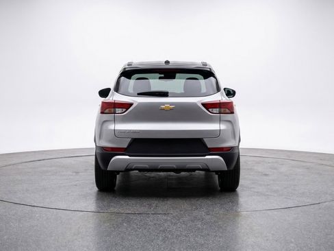 Used 2025 Chevrolet TrailBlazer LT FWD image 7