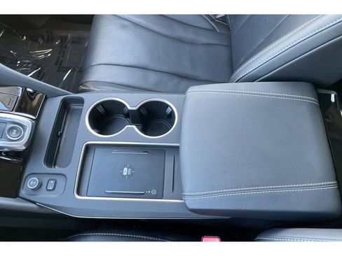 Certified 2025 Acura MDX FWD w/ Technology Package image 32