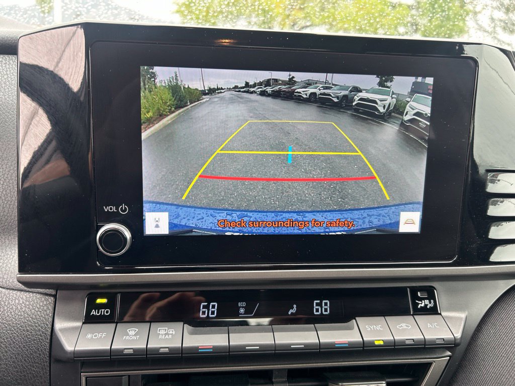 Used 2025 Toyota Camry LE FWD image 28