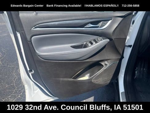 Used 2019 Buick Enclave Essence AWD/4WD image 17