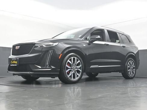 Used 2024 Cadillac XT6 Sport w/ Technology Package AWD/4WD image 52