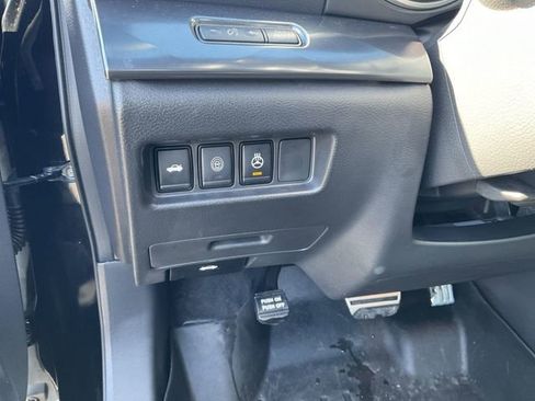 Certified 2023 Nissan Maxima SR w/ Sport Mat Group image 19