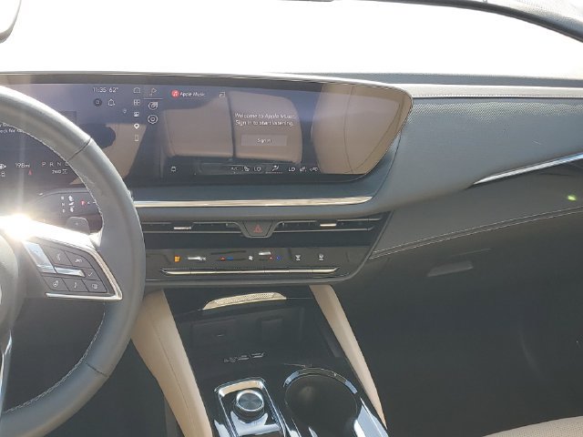 Certified 2025 Buick Envision Preferred AWD/4WD image 15