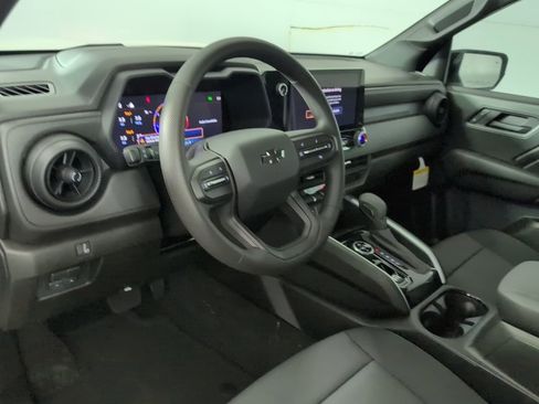 New 2026 Chevrolet Colorado Trail Boss AWD/4WD image 9