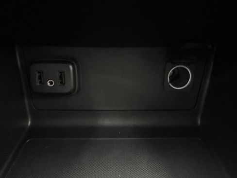 Used 2019 Chevrolet Colorado LT RWD image 18