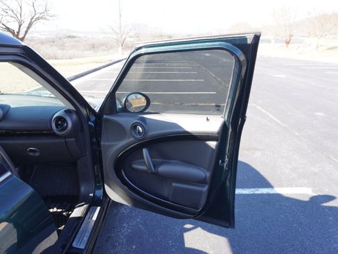 Used 2011 MINI Cooper Countryman image 18