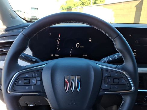 Used 2024 Buick Encore GX Preferred w/ Advanced Technology Package image 31