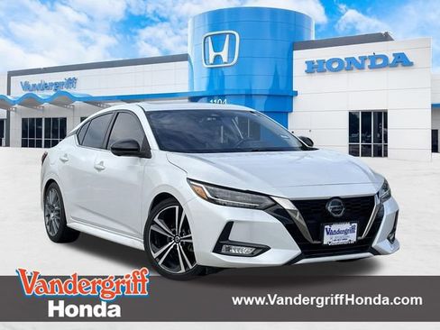 Used 2022 Nissan Sentra SR w/ SR Premium Package FWD image 1