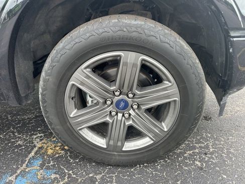 Used 2020 Ford F150 Lariat w/ Equipment Group 502A Luxury image 30